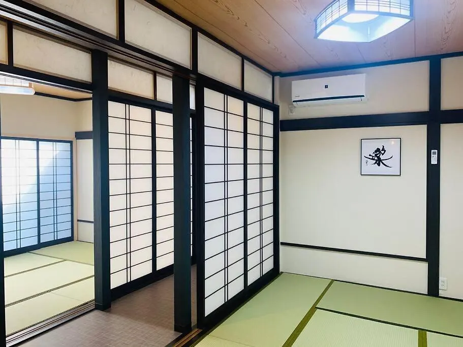 東京民泊 貸し切り一軒家 モダン和風 畳 青砥 上野 プライベート空間 最大8名 Apartment Tokyo Japan