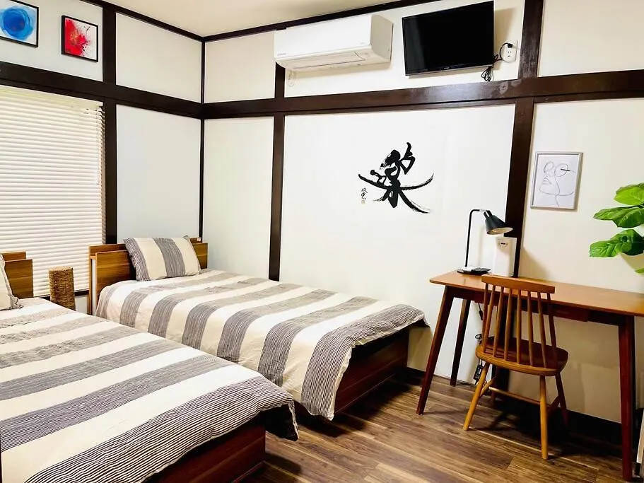 東京民泊 貸し切り一軒家 モダン和風 畳 青砥 上野 プライベート空間 最大8名 Apartment Tokyo 0*,